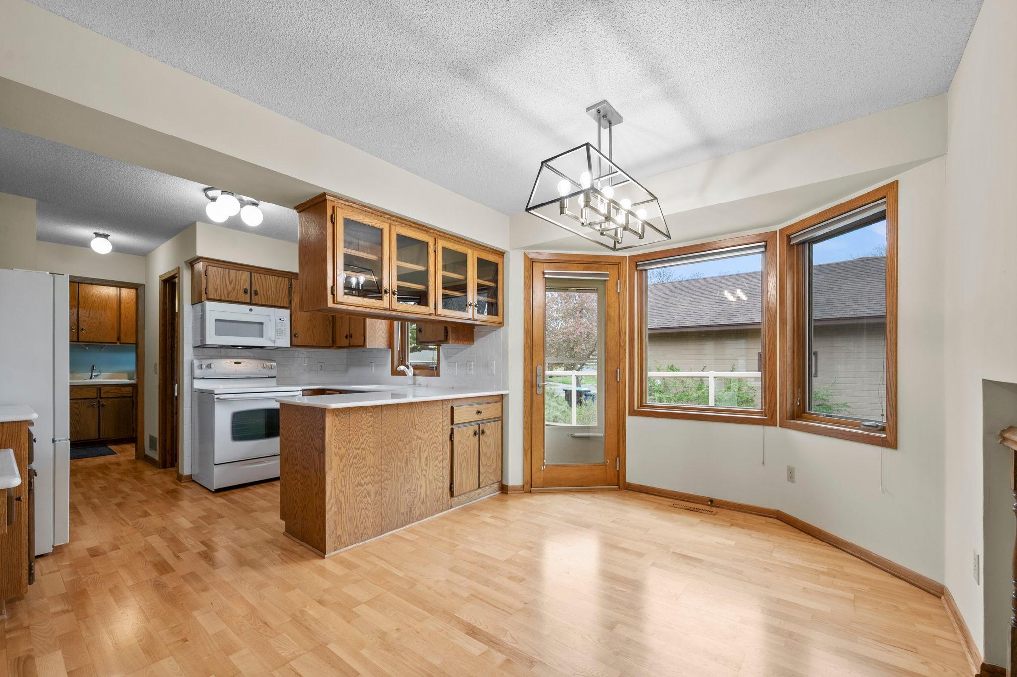 South facing windows in the kitchen offers a ton of natural sun light