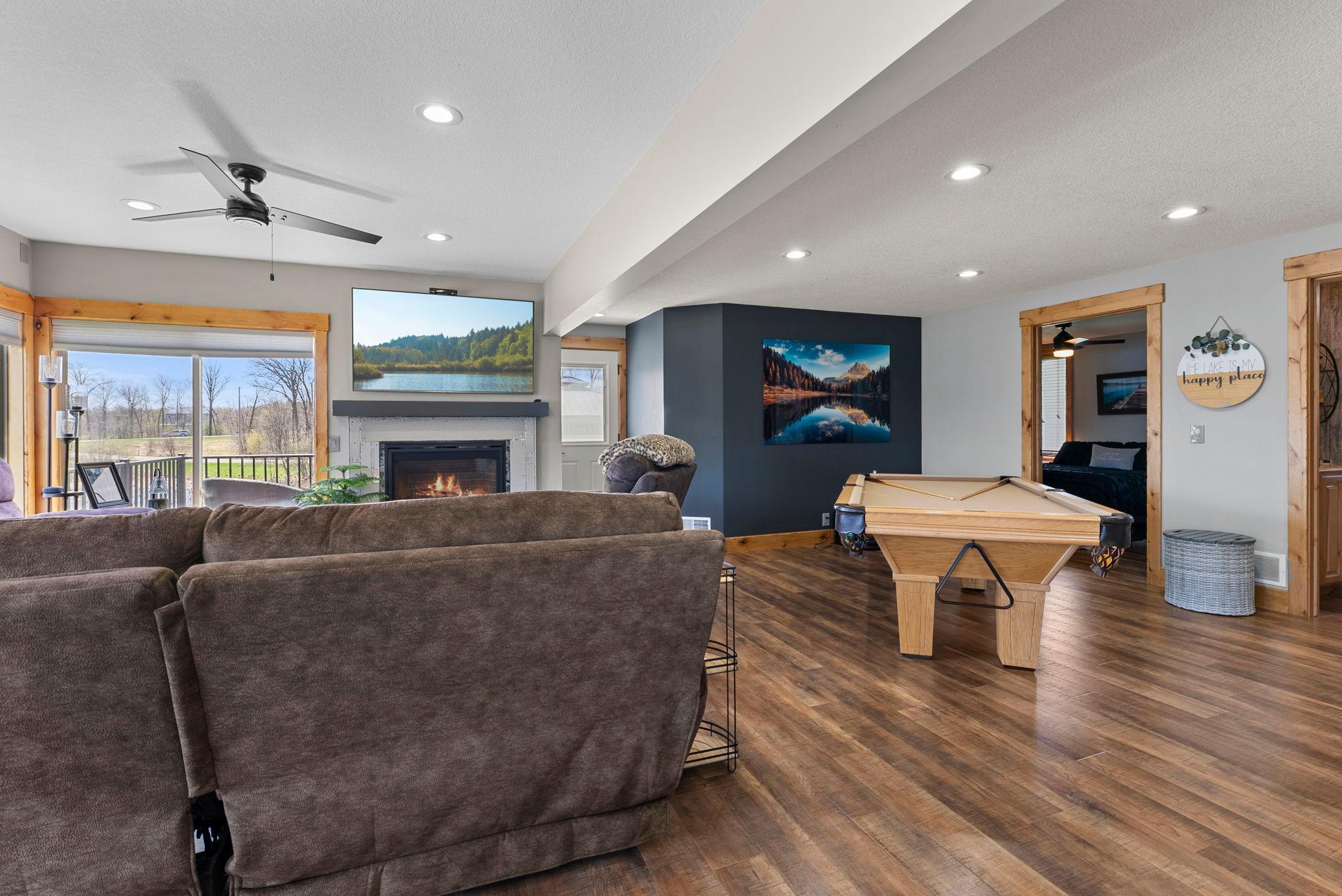 12-web-or-mls-1387 3 1-4 St 15-133.jpg