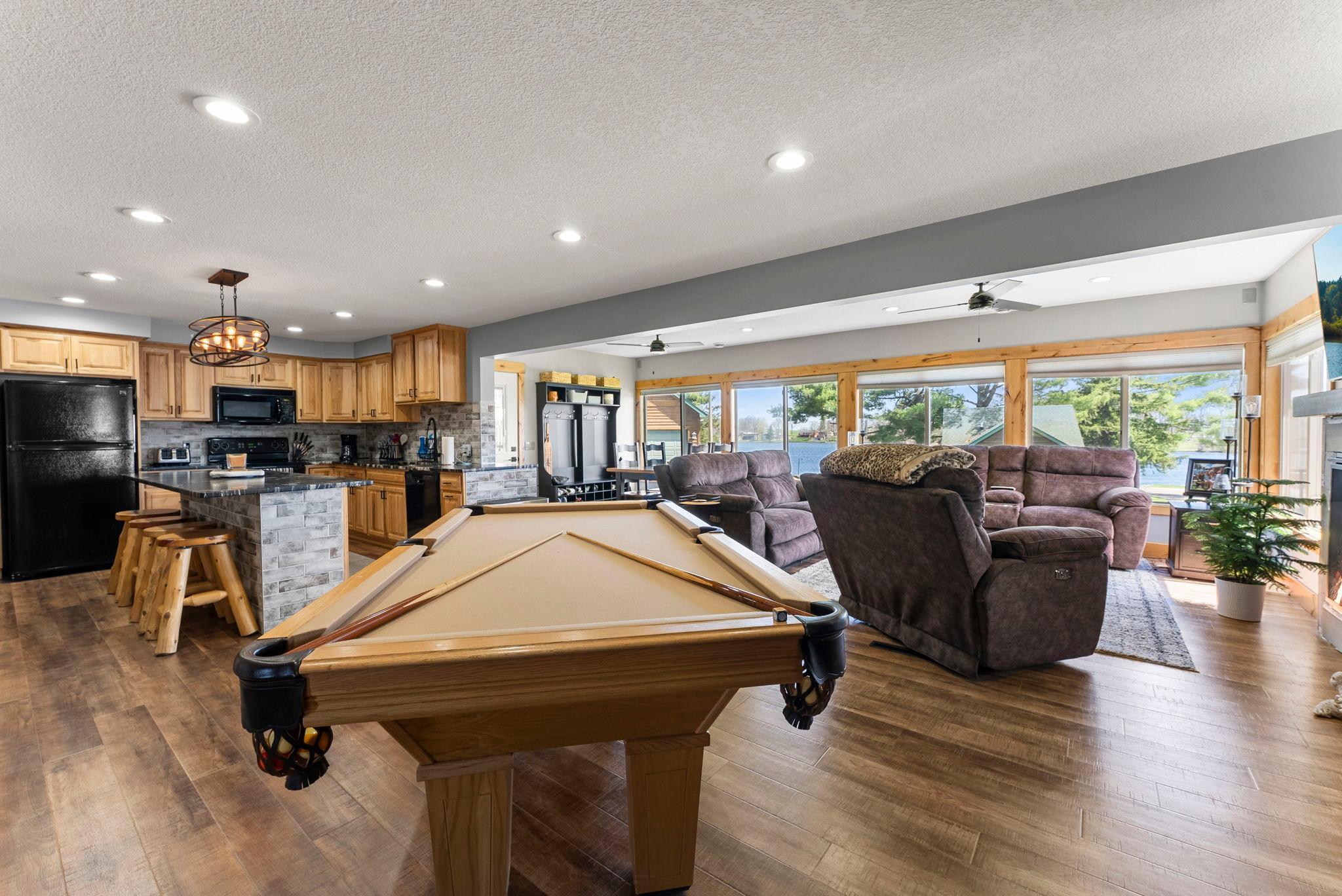 20-web-or-mls-1387 3 1-4 St 15-173.jpg