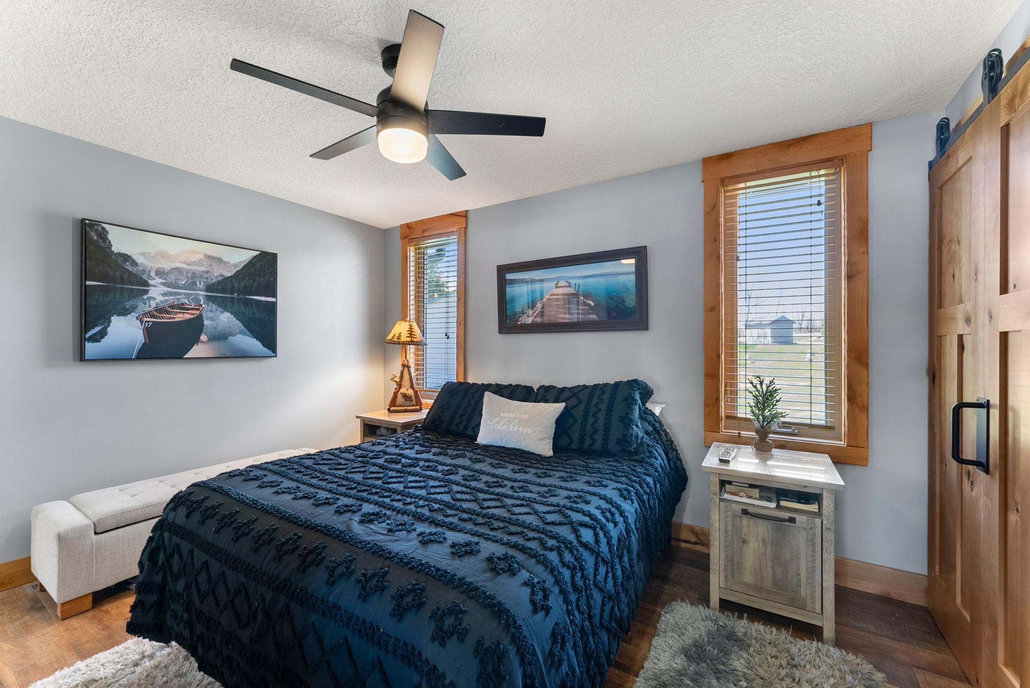 32-web-or-mls-1387 3 1-4 St 15-243.jpg