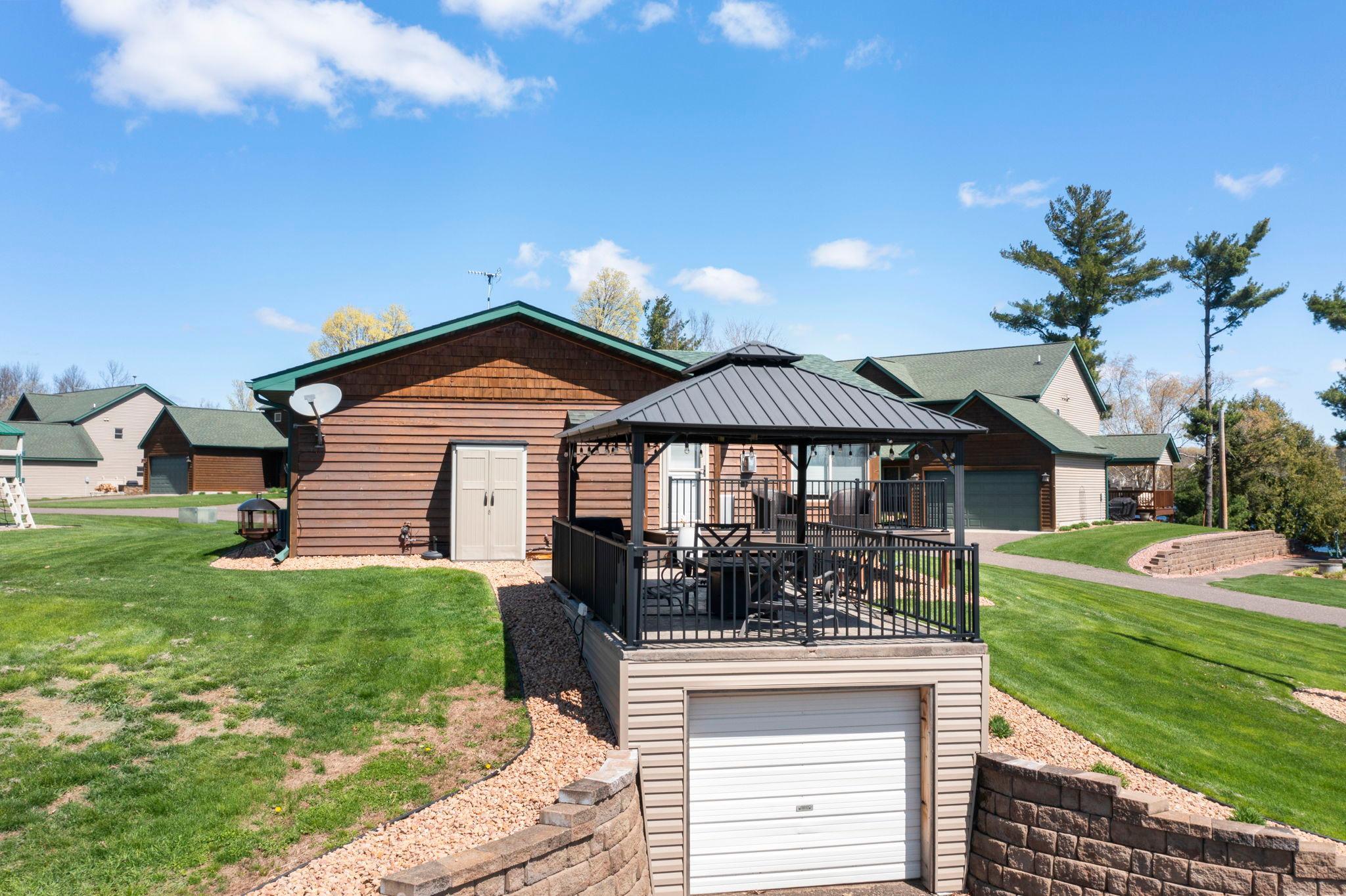 54-web-or-mls-1387 3 1-4 St 15-24.jpg