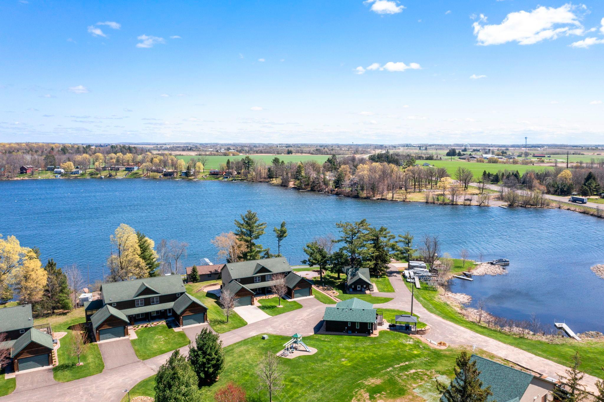 61-web-or-mls-1387 3 1-4 St 15-28.jpg