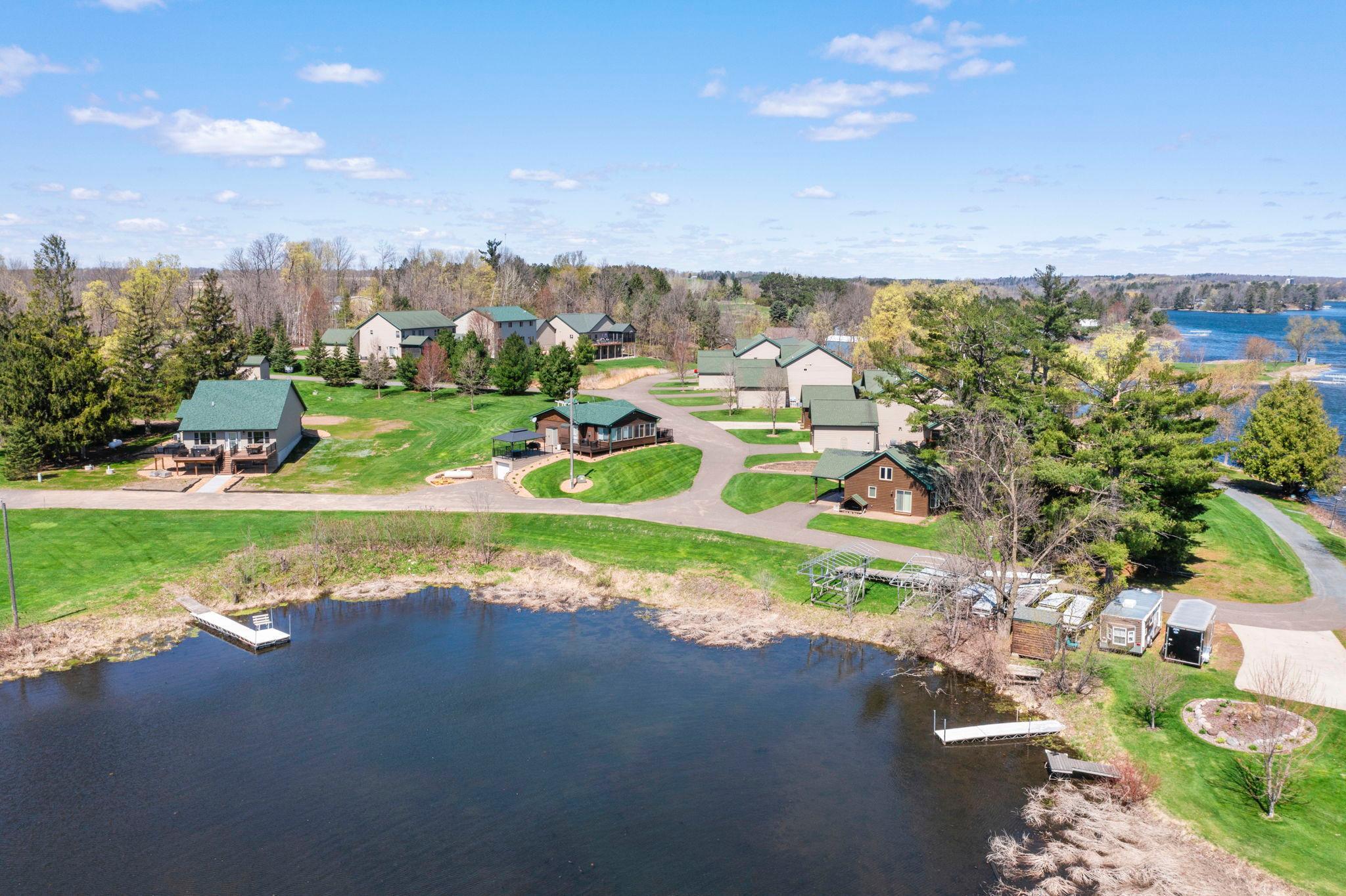 68-web-or-mls-1387 3 1-4 St 15-49.jpg