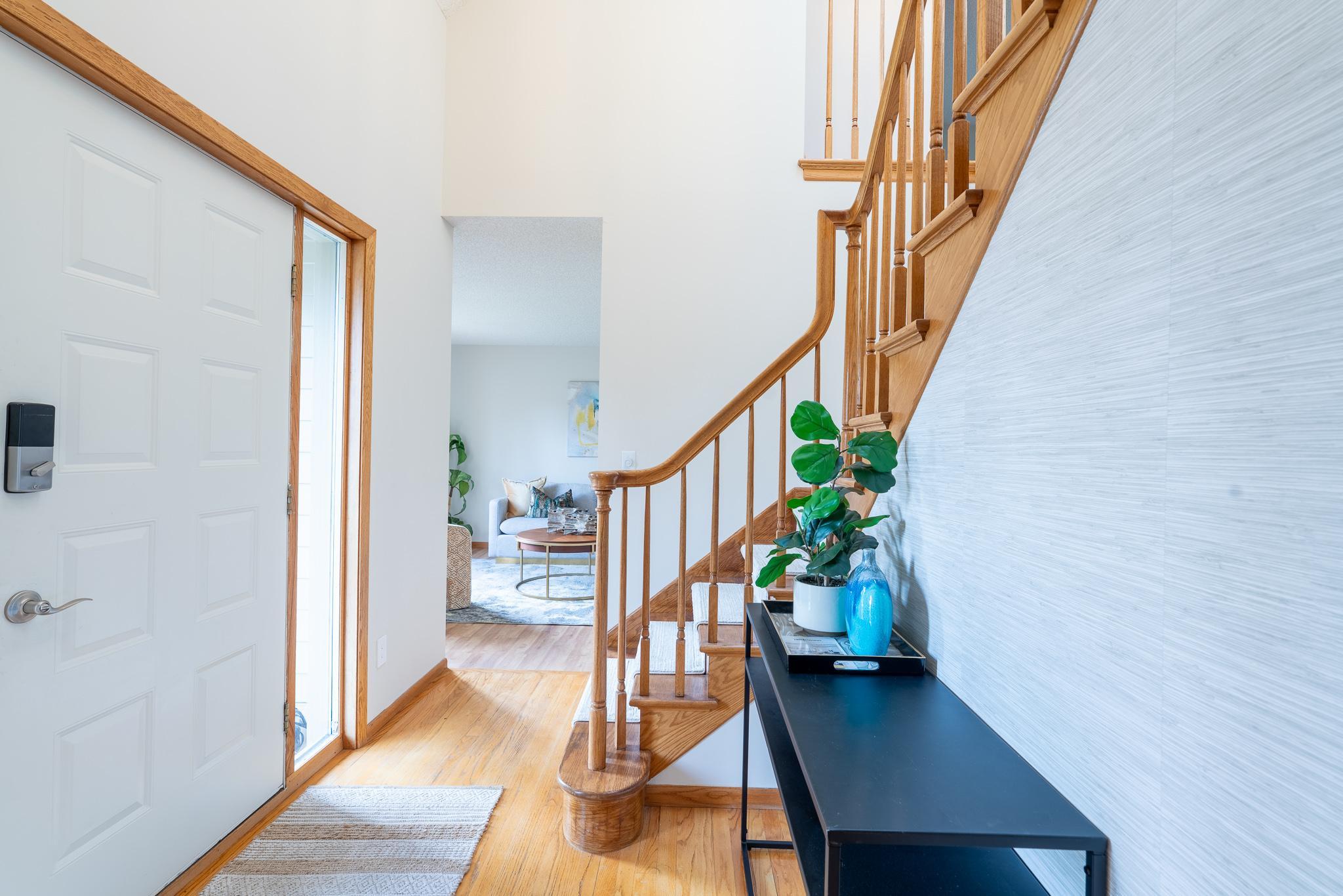 4540 Wellington Ln, Plymouth-22.jpg