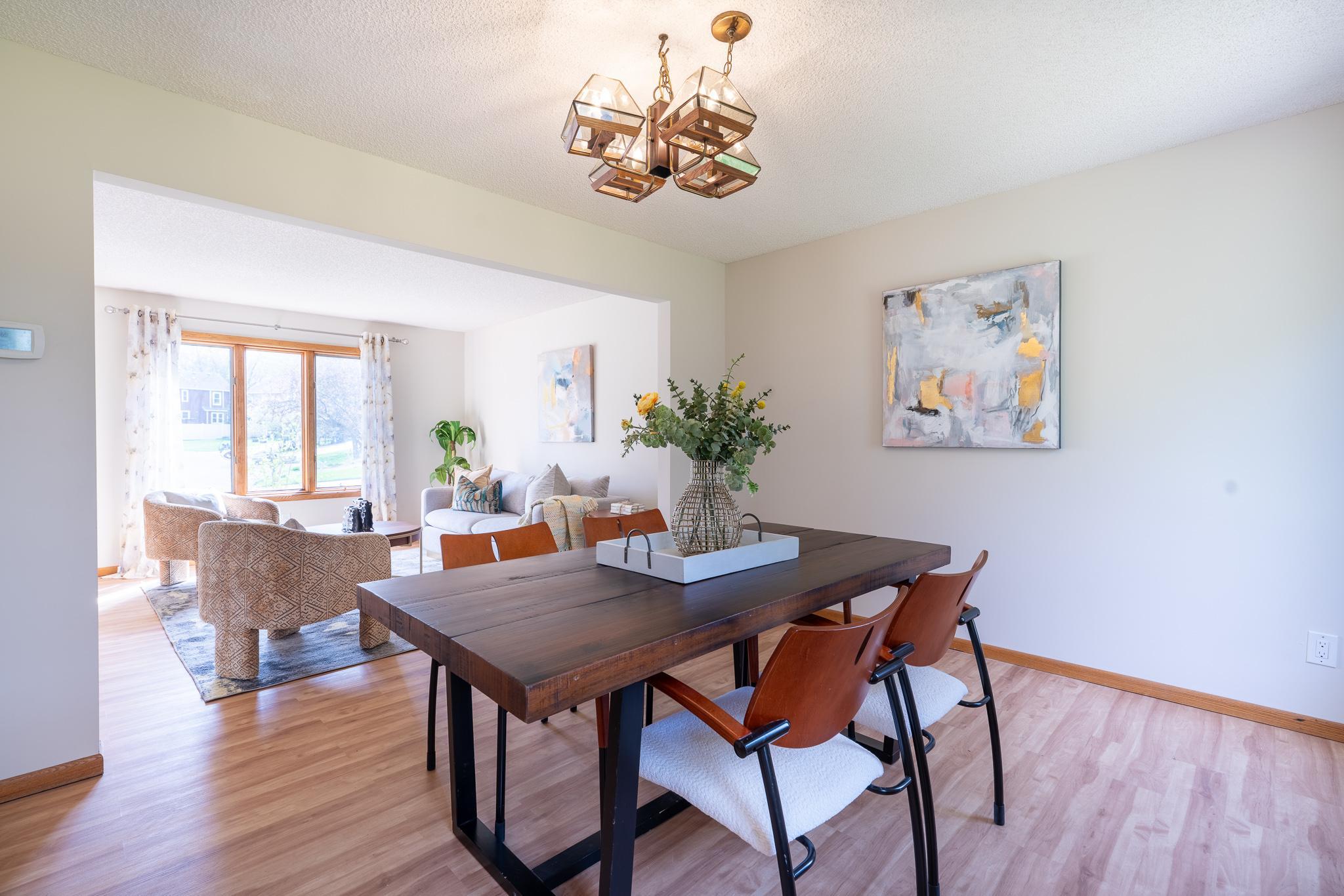 4540 Wellington Ln, Plymouth-15.jpg