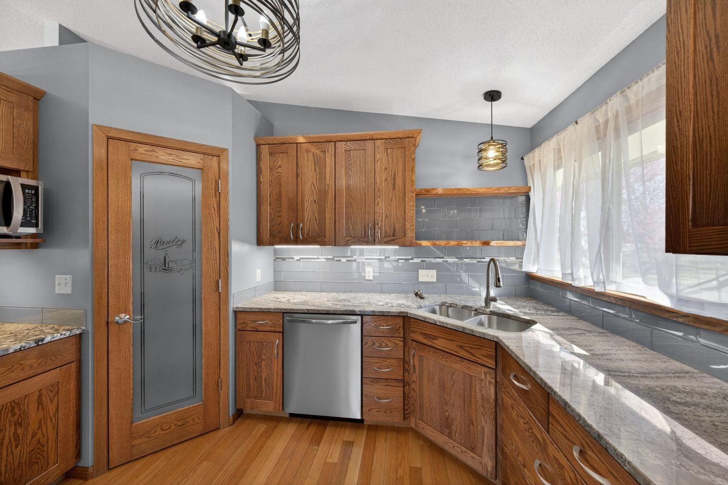 842 22nd St SE vxt2wnew.jpeg