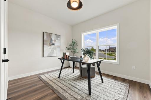 1555 72nd Avenue S, Fargo, ND 58104