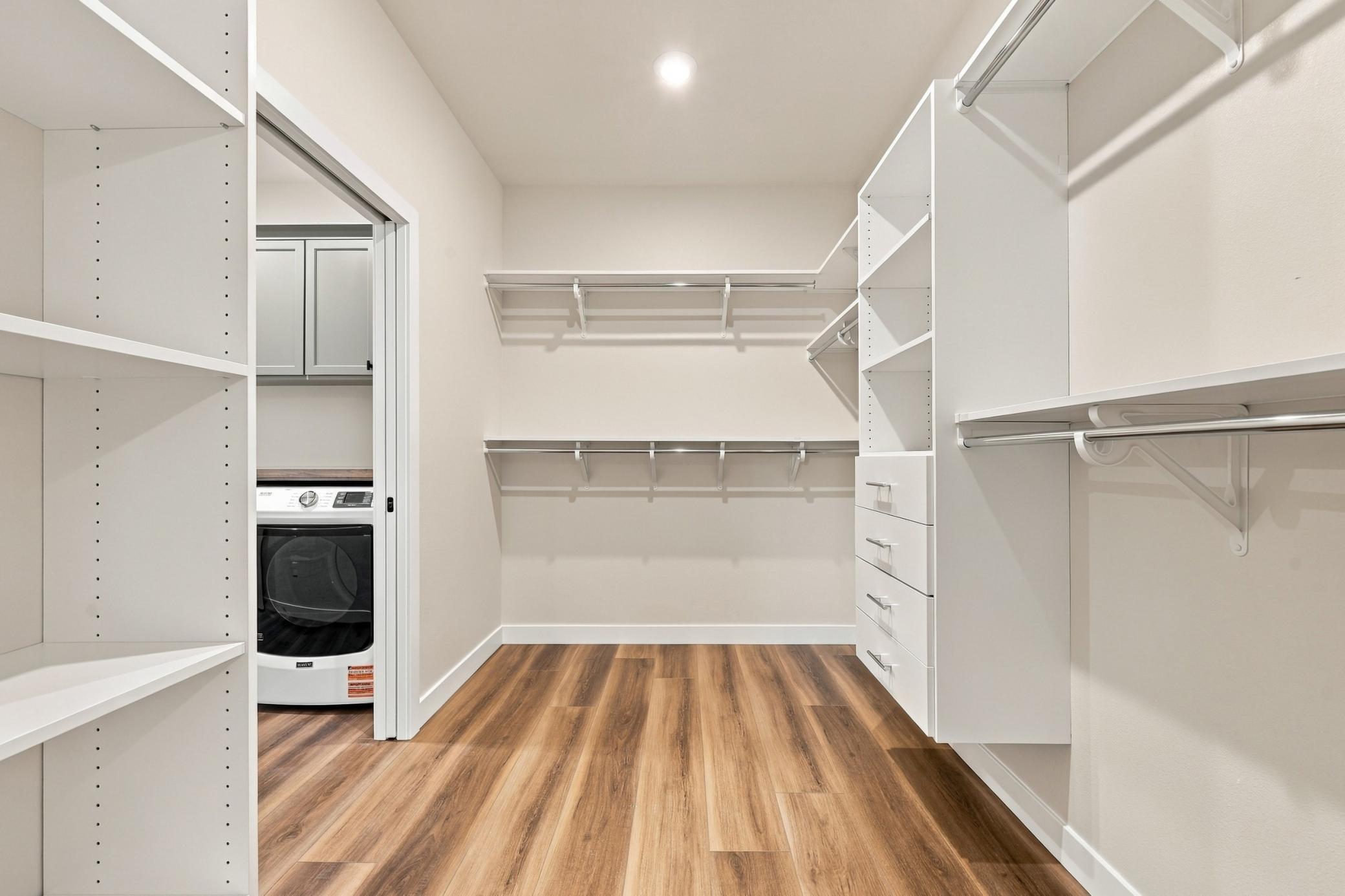 Walk in Closet