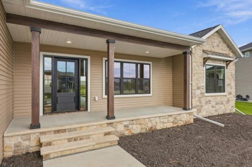 1555 72nd Avenue S, Fargo, ND 58104