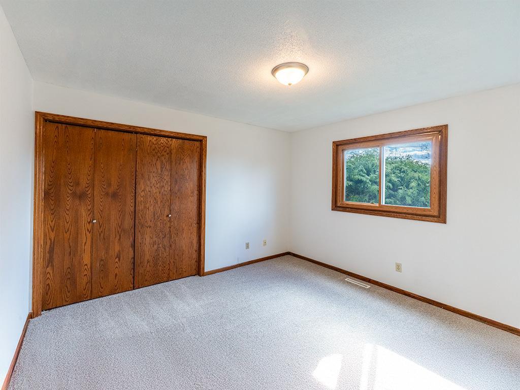 2nd upper Bedroom
