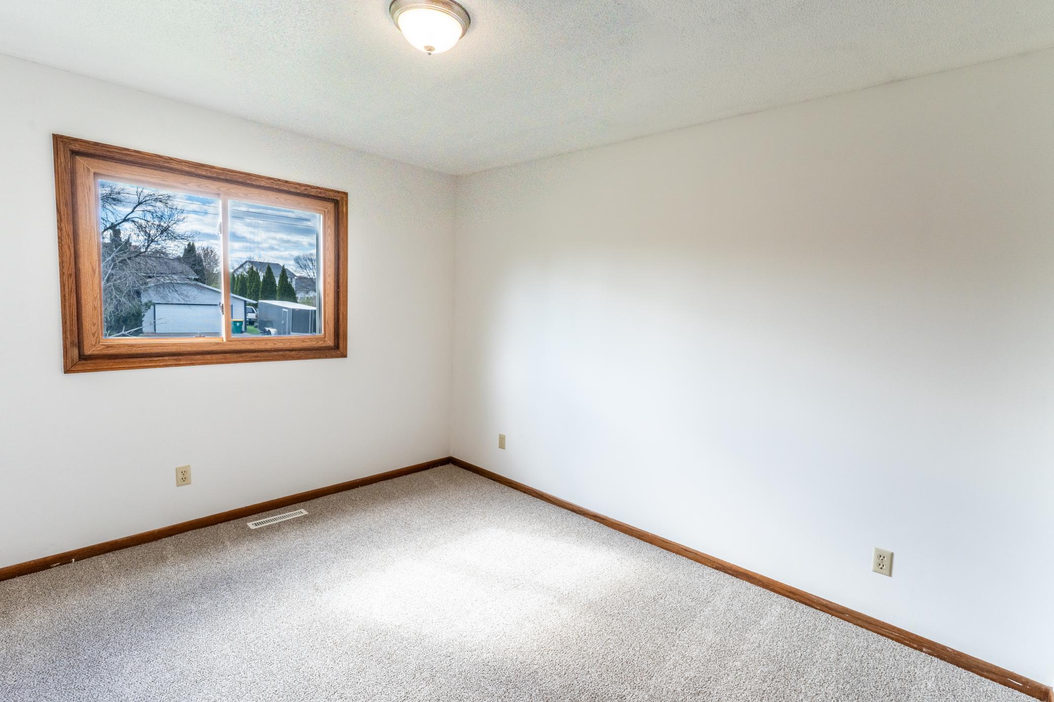 1st upper Bedroom