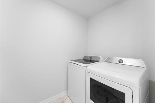 1225 Edge Circle, Jordan, MN 55352