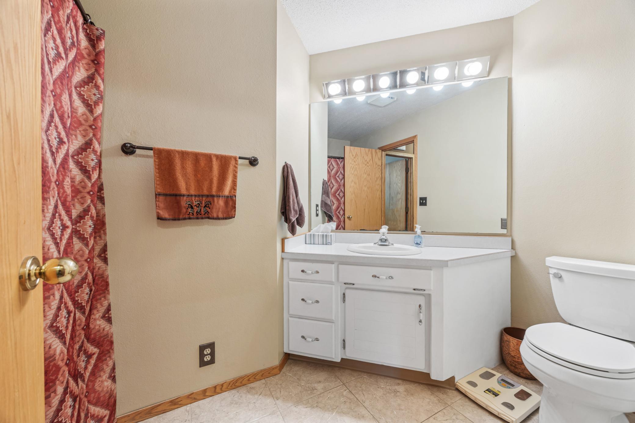 Bathroom #2