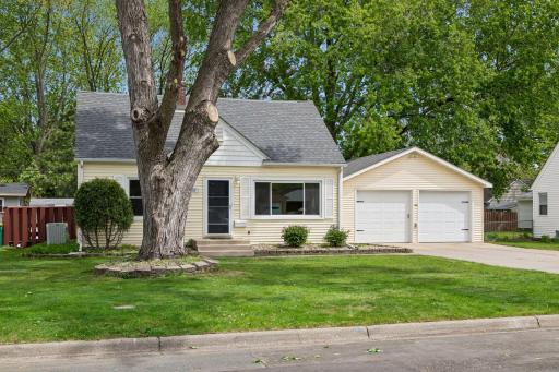 8115 1st Avenue S, Bloomington, MN 55420