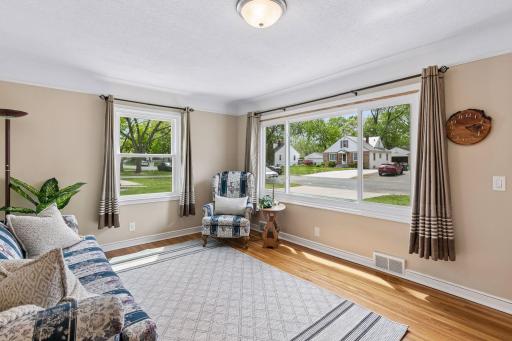 8115 1st Avenue S, Bloomington, MN 55420