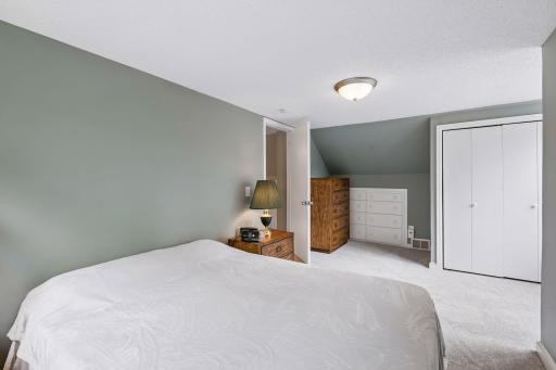 8115 1st Avenue S, Bloomington, MN 55420