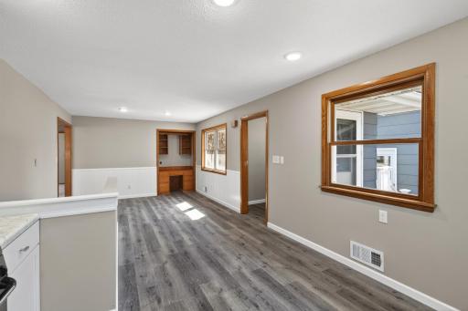 1923 Vale Avenue NW, Elk River, MN 55330
