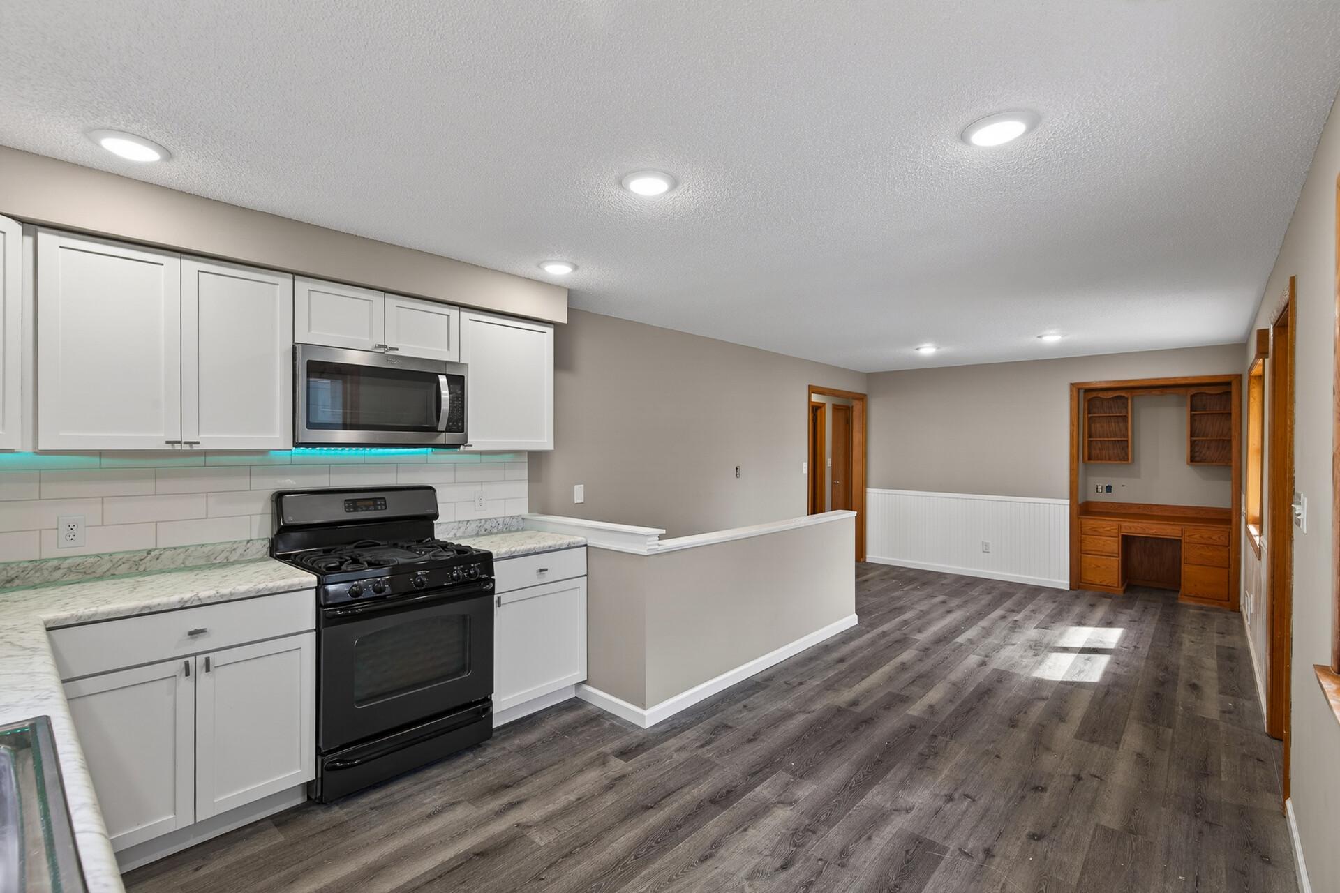 11_1923_Vale_Ave_NW11_mls.jpg
