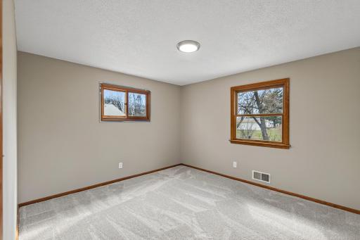 1923 Vale Avenue NW, Elk River, MN 55330