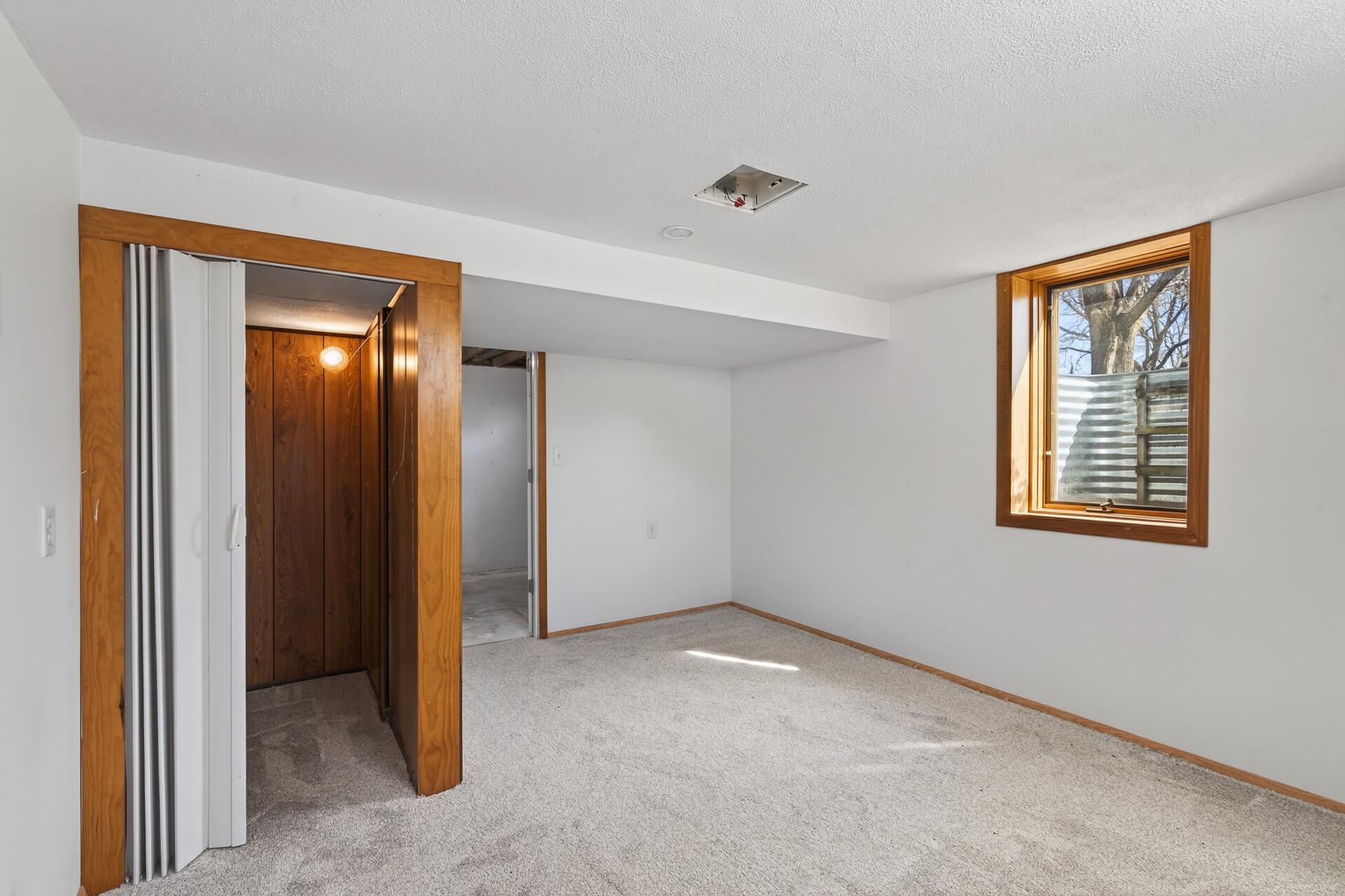 30_1923_Vale_Ave_NW30_mls.jpg