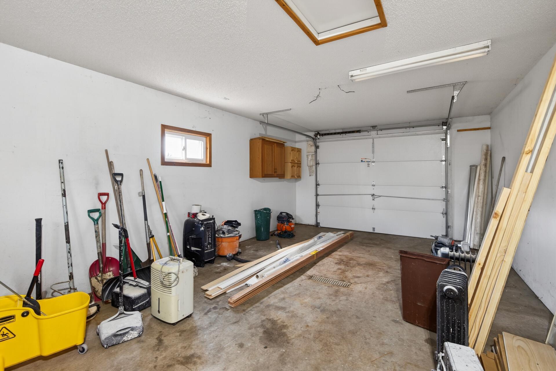 40_1923_Vale_Ave_NW40_mls.jpg