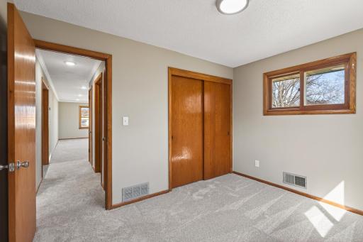1923 Vale Avenue NW, Elk River, MN 55330