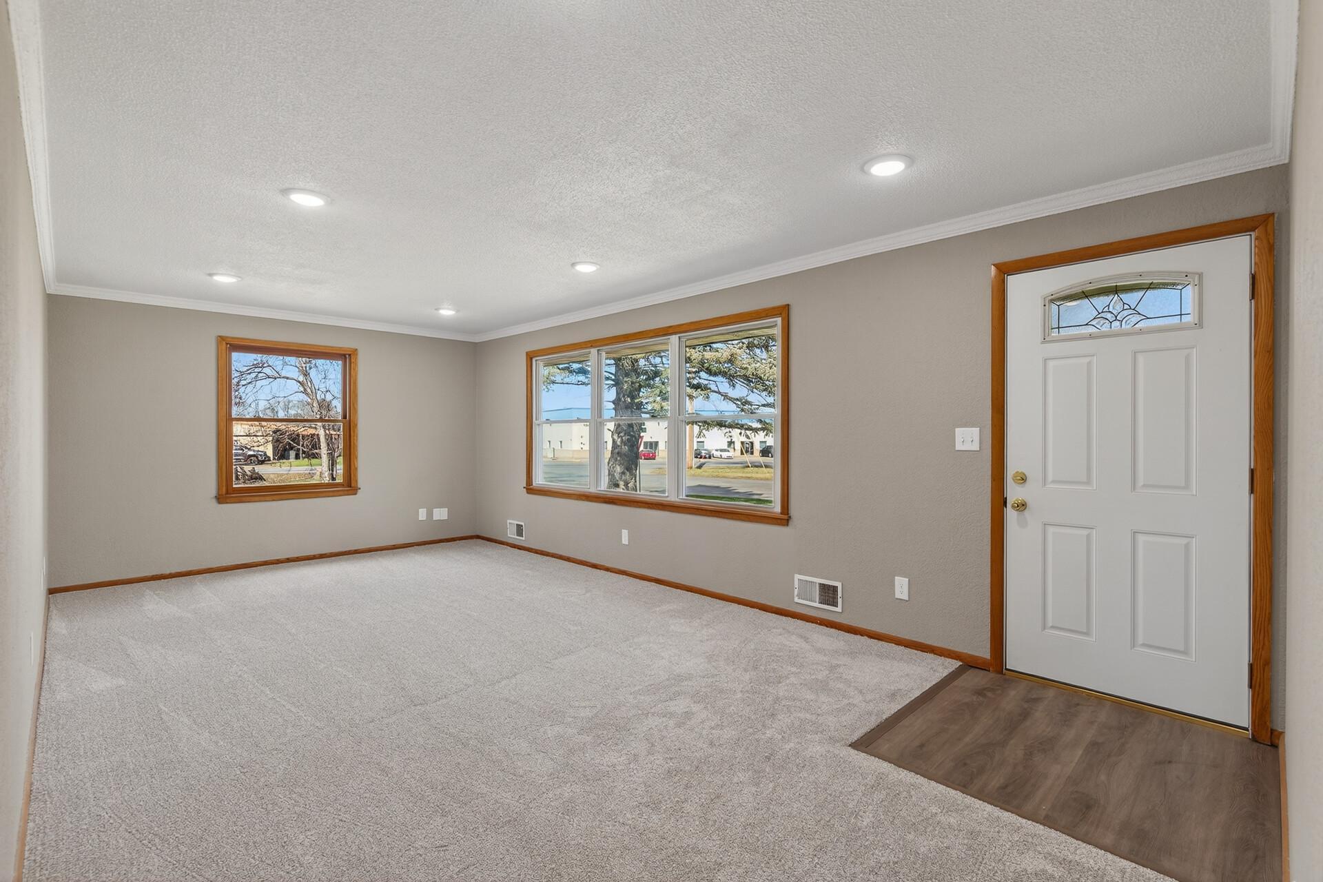 06_1923_Vale_Ave_NW6_mls.jpg