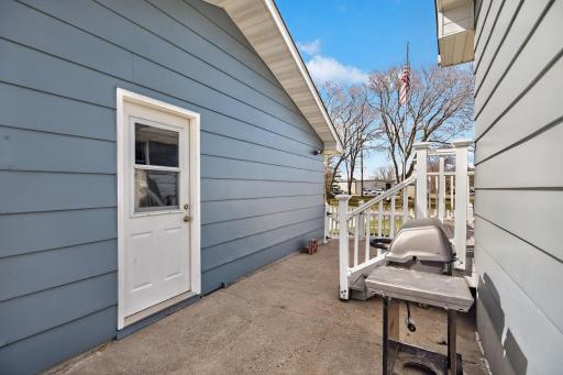 1923 Vale Avenue NW, Elk River, MN 55330