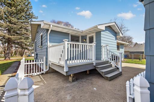 1923 Vale Avenue NW, Elk River, MN 55330