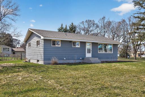 1923 Vale Avenue NW, Elk River, MN 55330