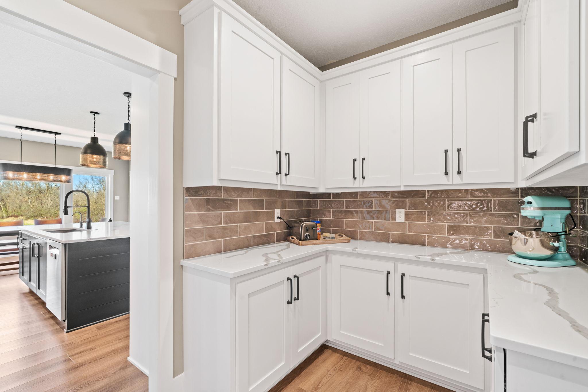Photo 32