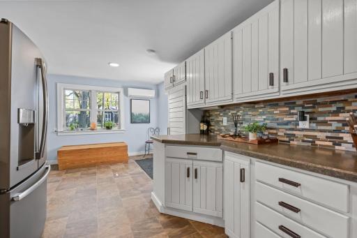 1120 Summit Avenue, Saint Paul, MN 55115