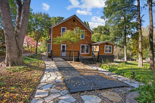 1120 Summit Avenue, Saint Paul, MN 55115