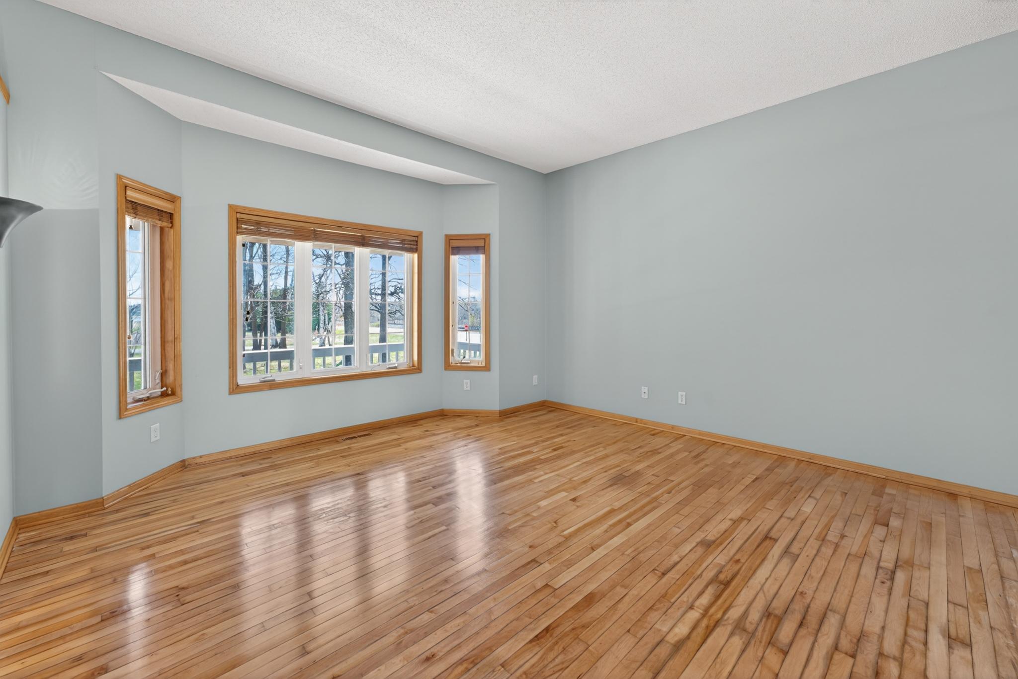 Living Room windows bring the outdoors in!