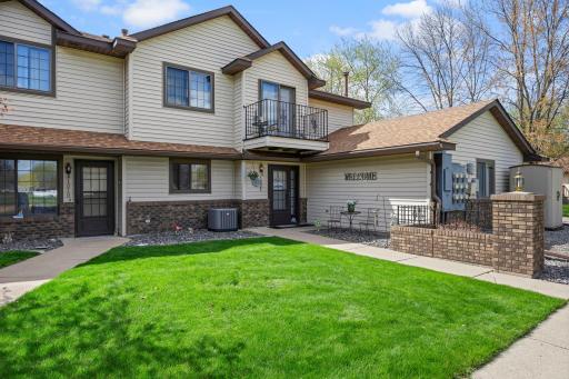 1221 Bradford Street SE, Hutchinson, MN 55350