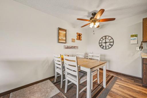 1304 W Medicine Lake Drive, 221, Minneapolis, MN 55441