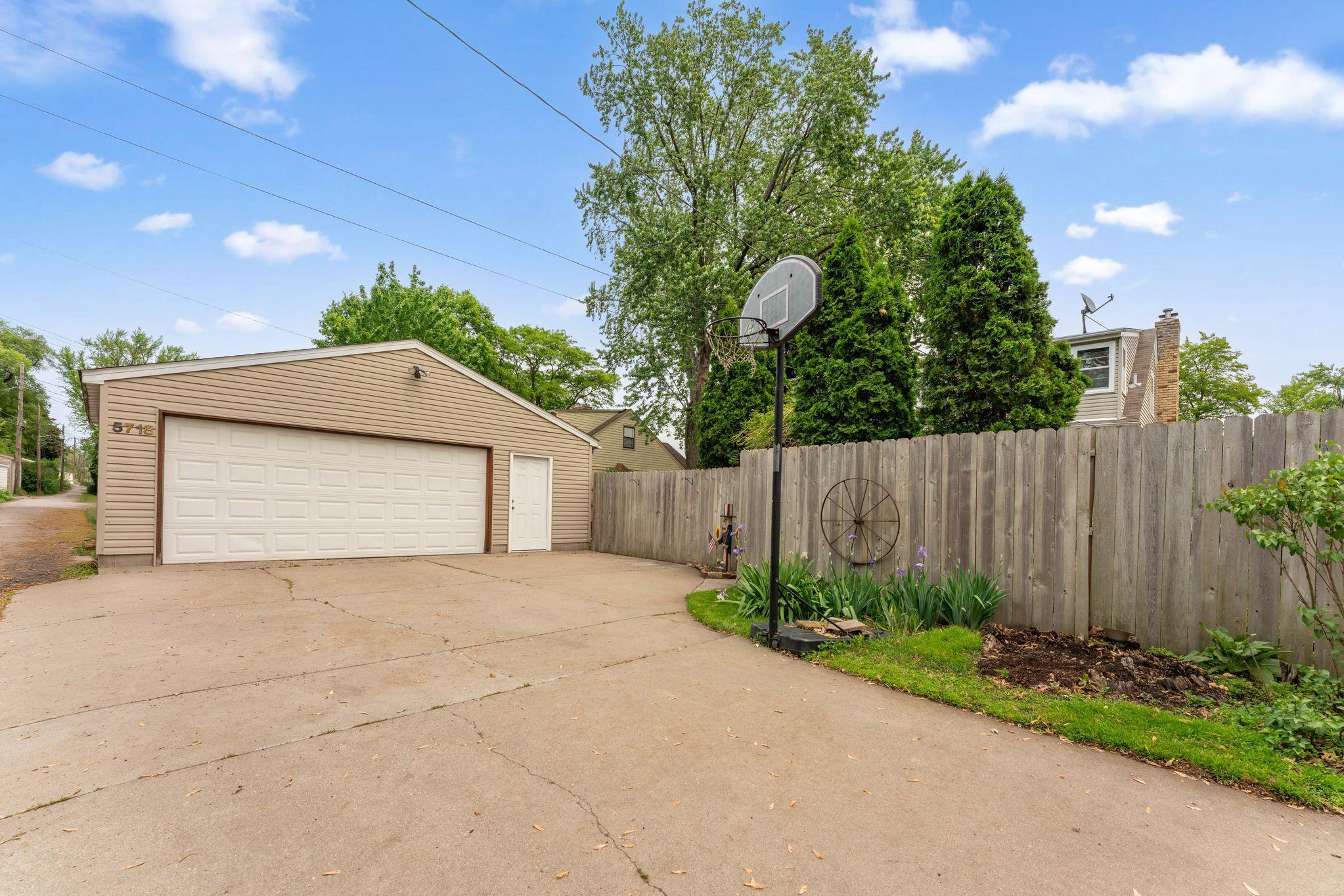Detached 2-car garage with alley access