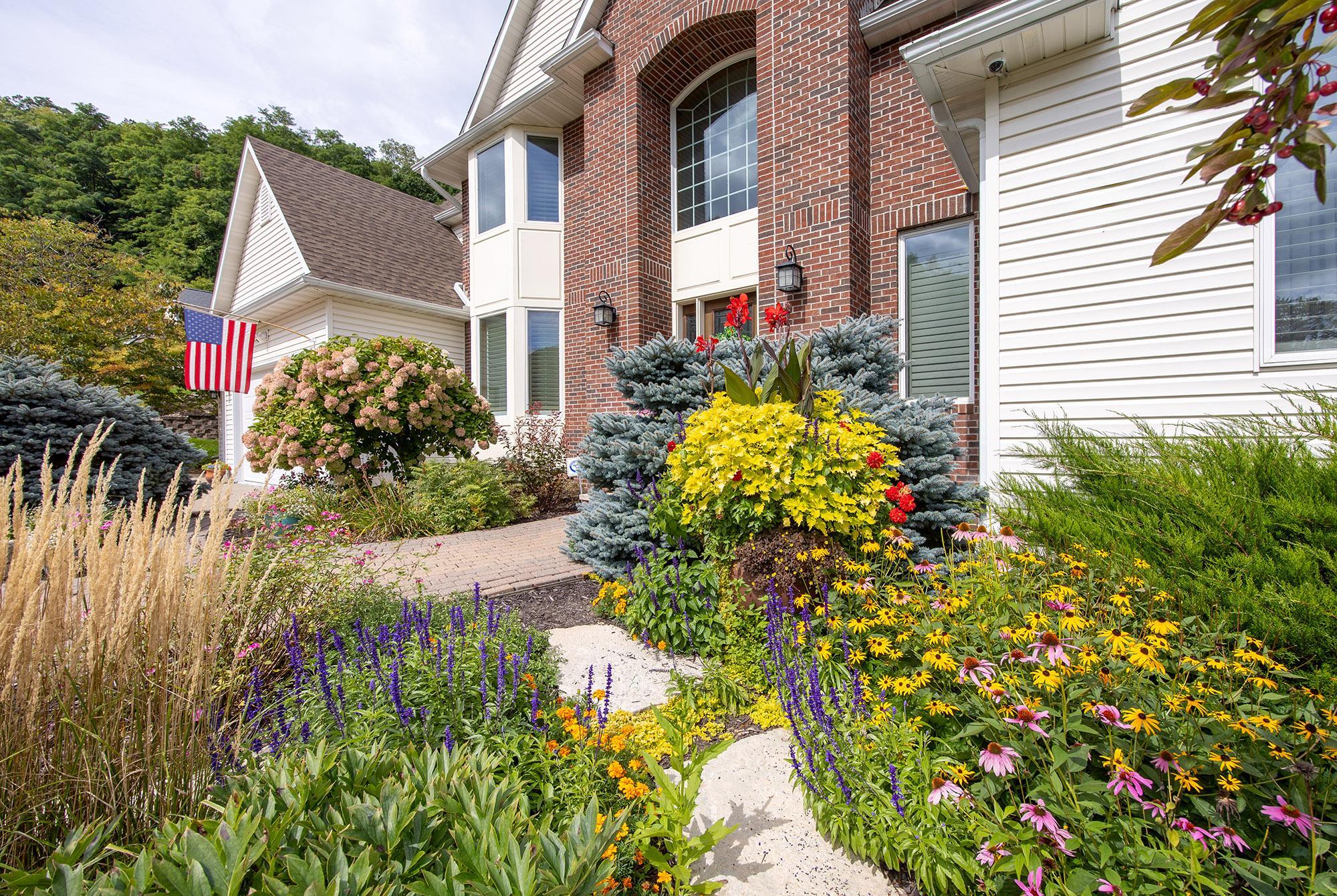 Front Exterior Landscaping.jpg