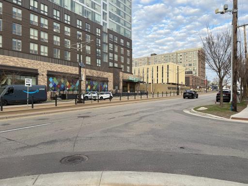2900 University Avenue SE, 402, Minneapolis, MN 55414