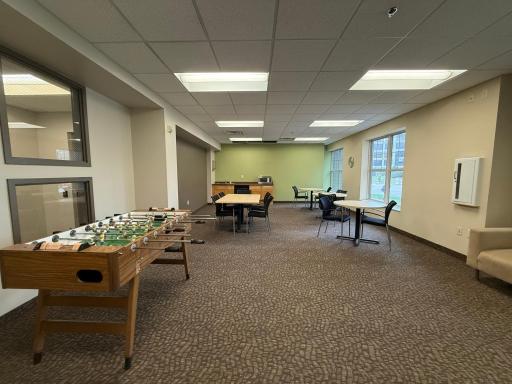 2900 University Avenue SE, 402, Minneapolis, MN 55414
