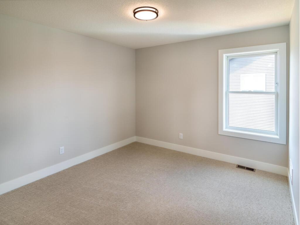 5380 176th St W Lakeville MN 55044 USA-023-016-Bedroom-MLS_Size.jpg
