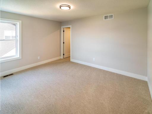 5380 176th St W Lakeville MN 55044 USA-021-012-Bedroom-MLS_Size.jpg