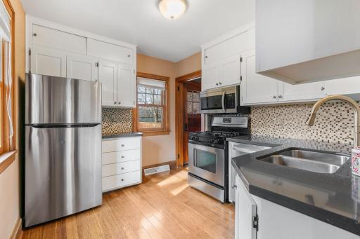 2300 Mckinley Street NE, Minneapolis, MN 55418