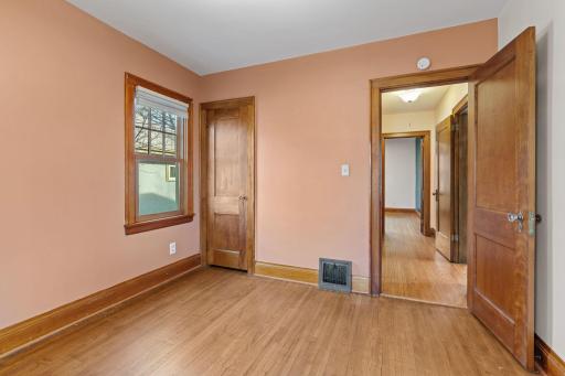 2300 Mckinley Street NE, Minneapolis, MN 55418