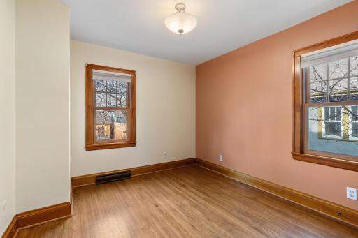 2300 Mckinley Street NE, Minneapolis, MN 55418