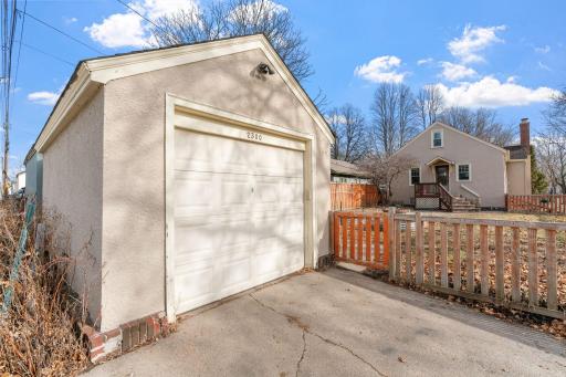 2300 Mckinley Street NE, Minneapolis, MN 55418