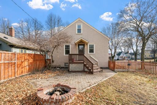 2300 Mckinley Street NE, Minneapolis, MN 55418