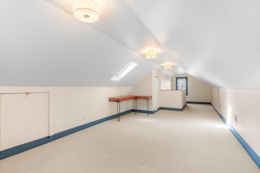 2300 Mckinley Street NE, Minneapolis, MN 55418