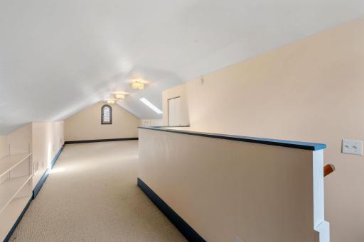 2300 Mckinley Street NE, Minneapolis, MN 55418