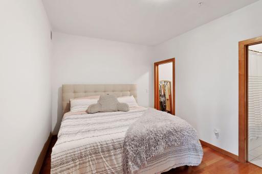 15 E Franklin Avenue, 211, Minneapolis, MN 55404